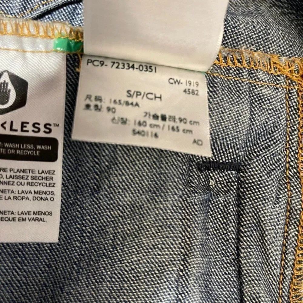Levi’s Men’s Trucker Jacket  - Picture 9 of 12